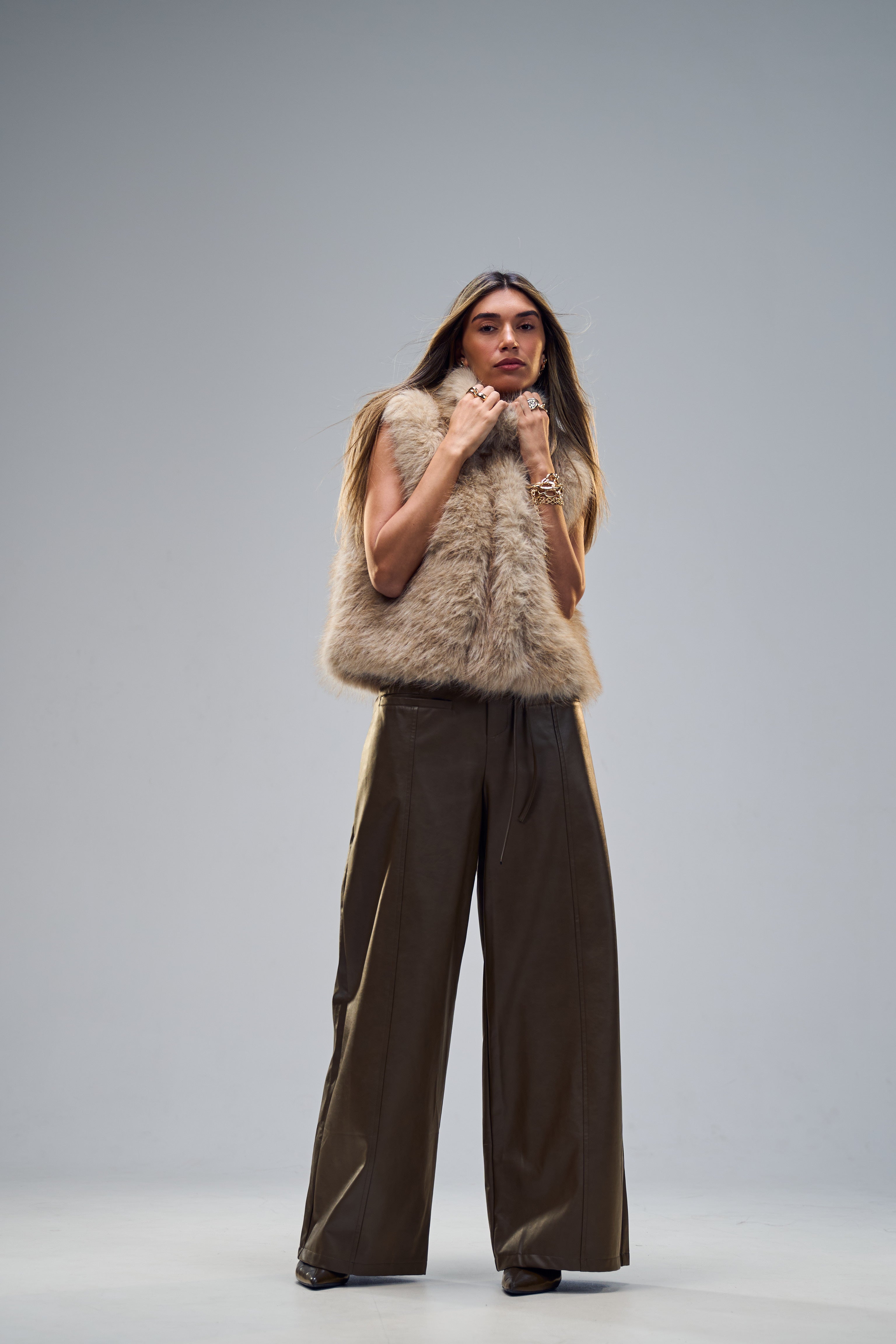 וסט לואיזה דבש