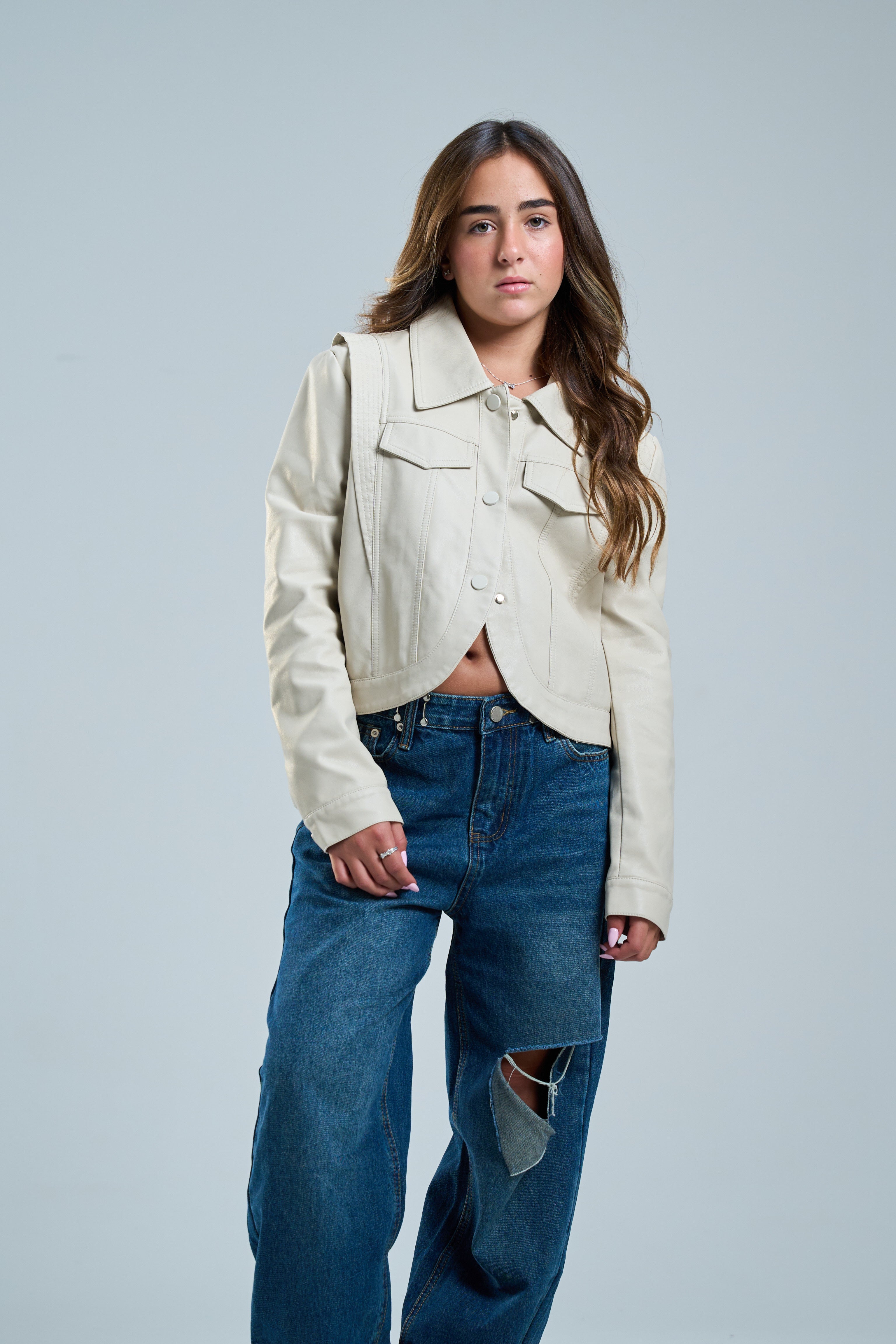 ג׳קט גאיה דמוי עור שמנת