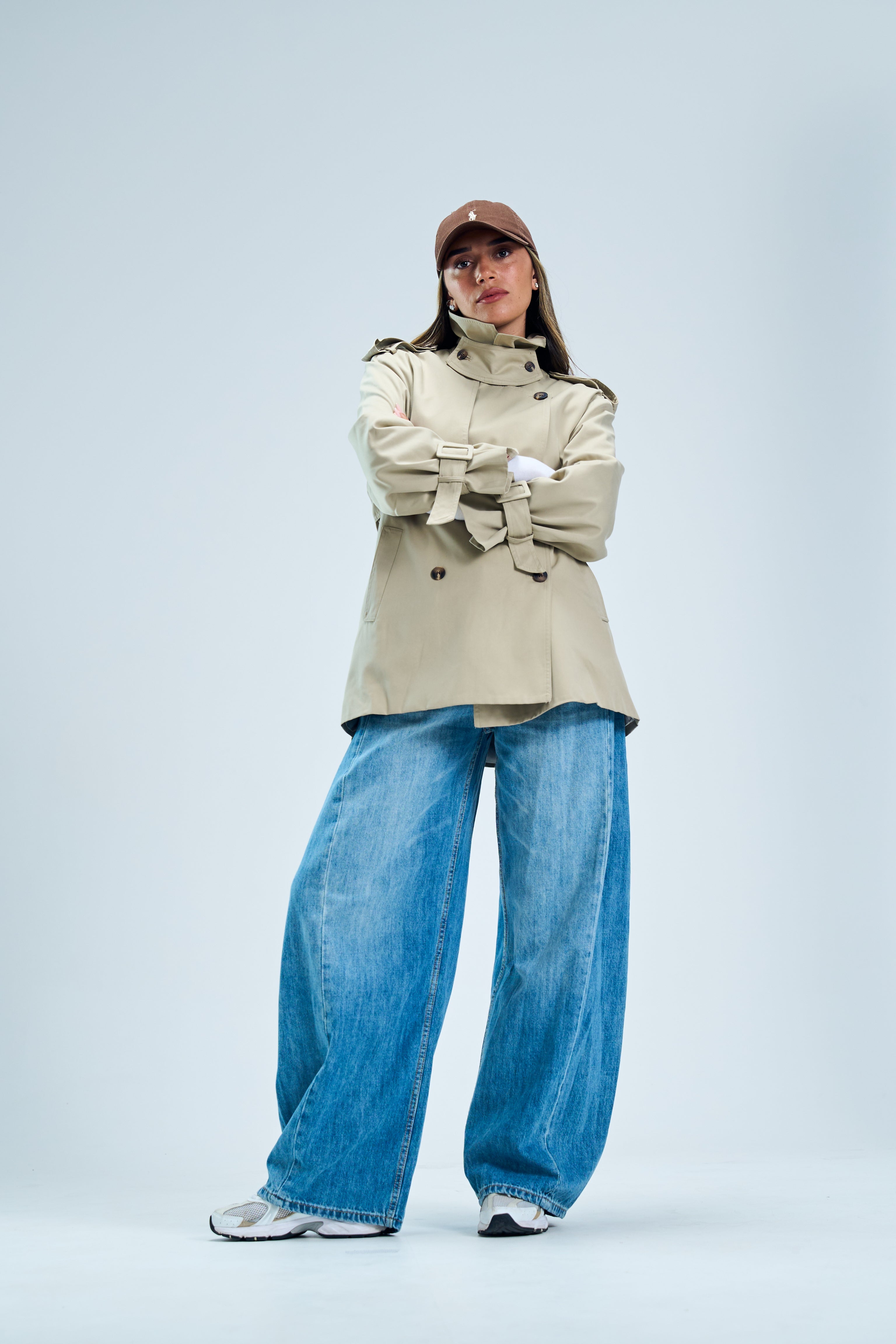 מעיל שליו אבן