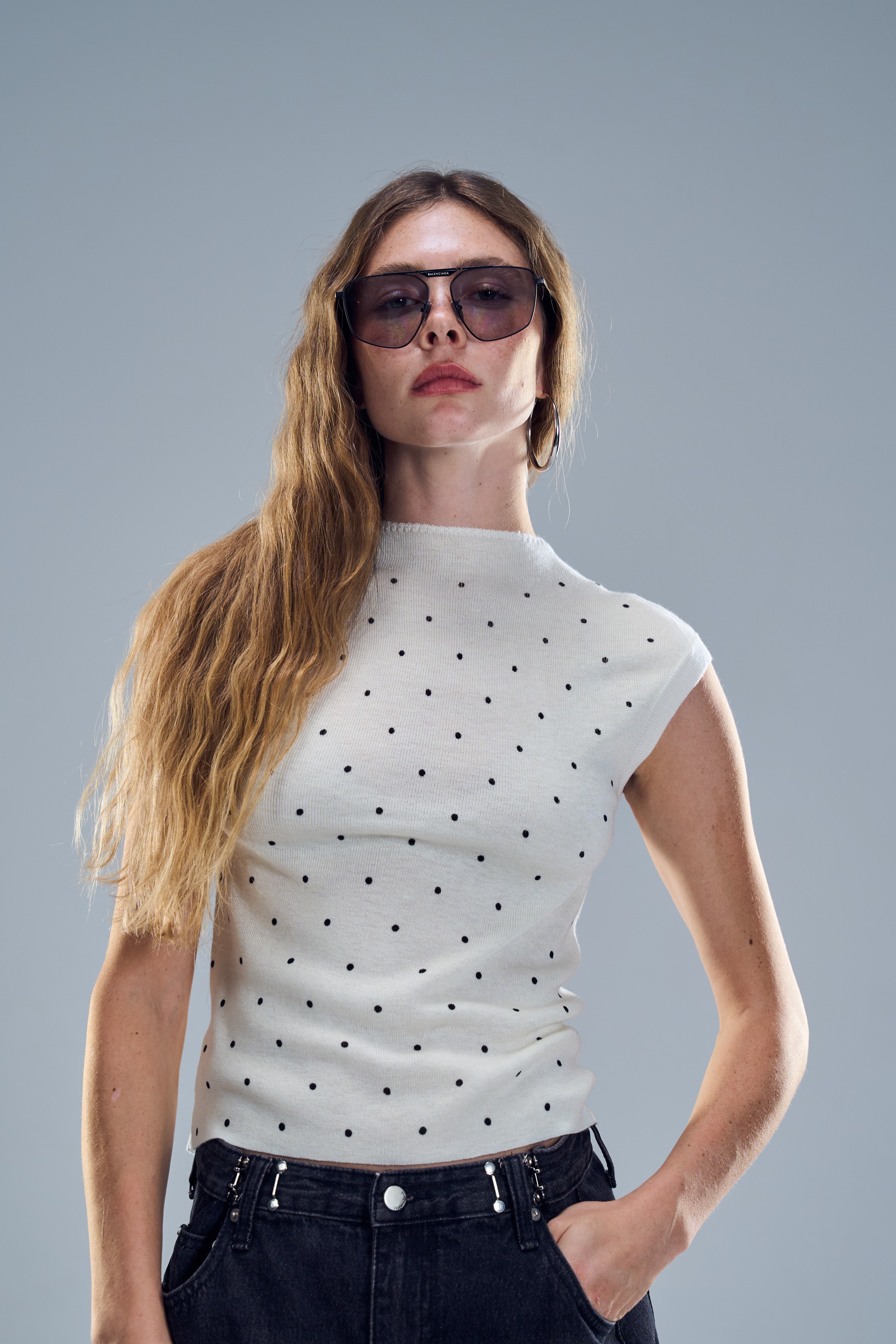 סריג מלה לבן