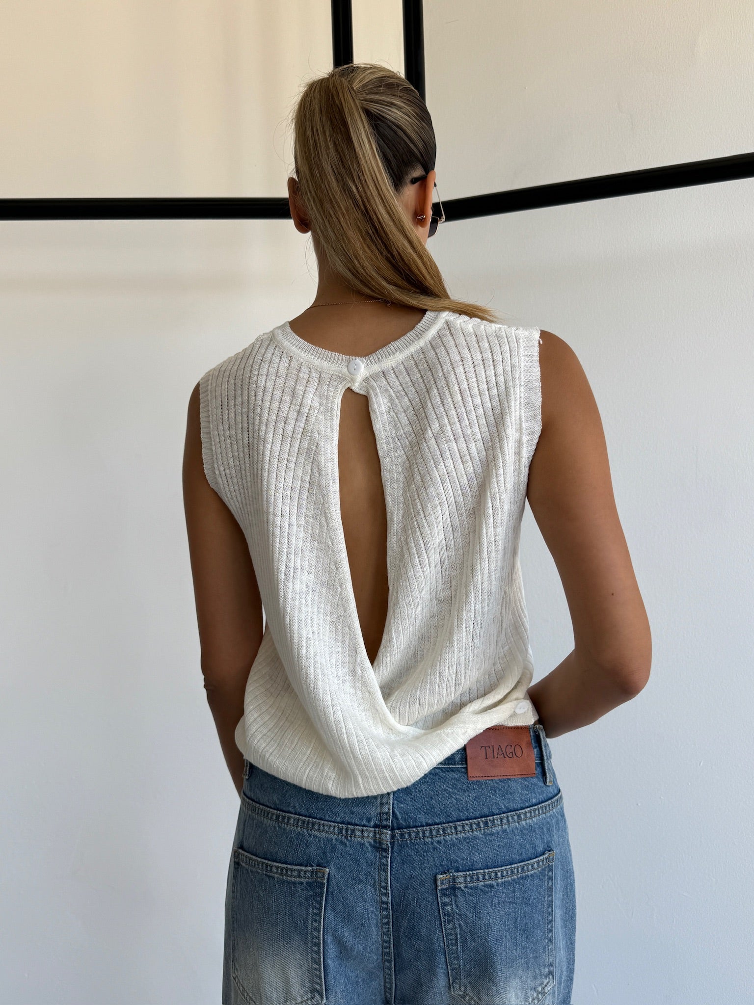 White reef knit shirt