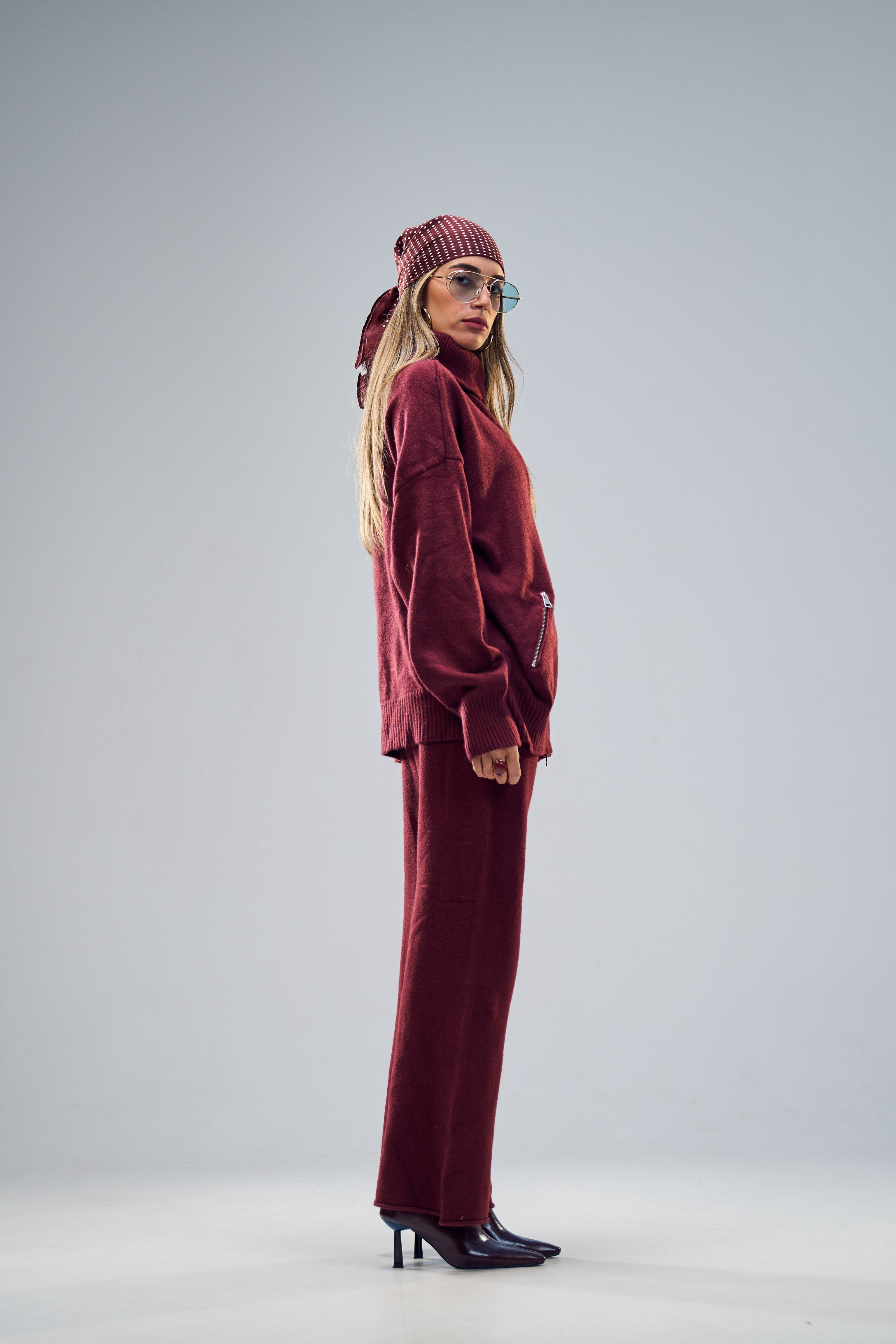 חליפת סריג היילי בורדו