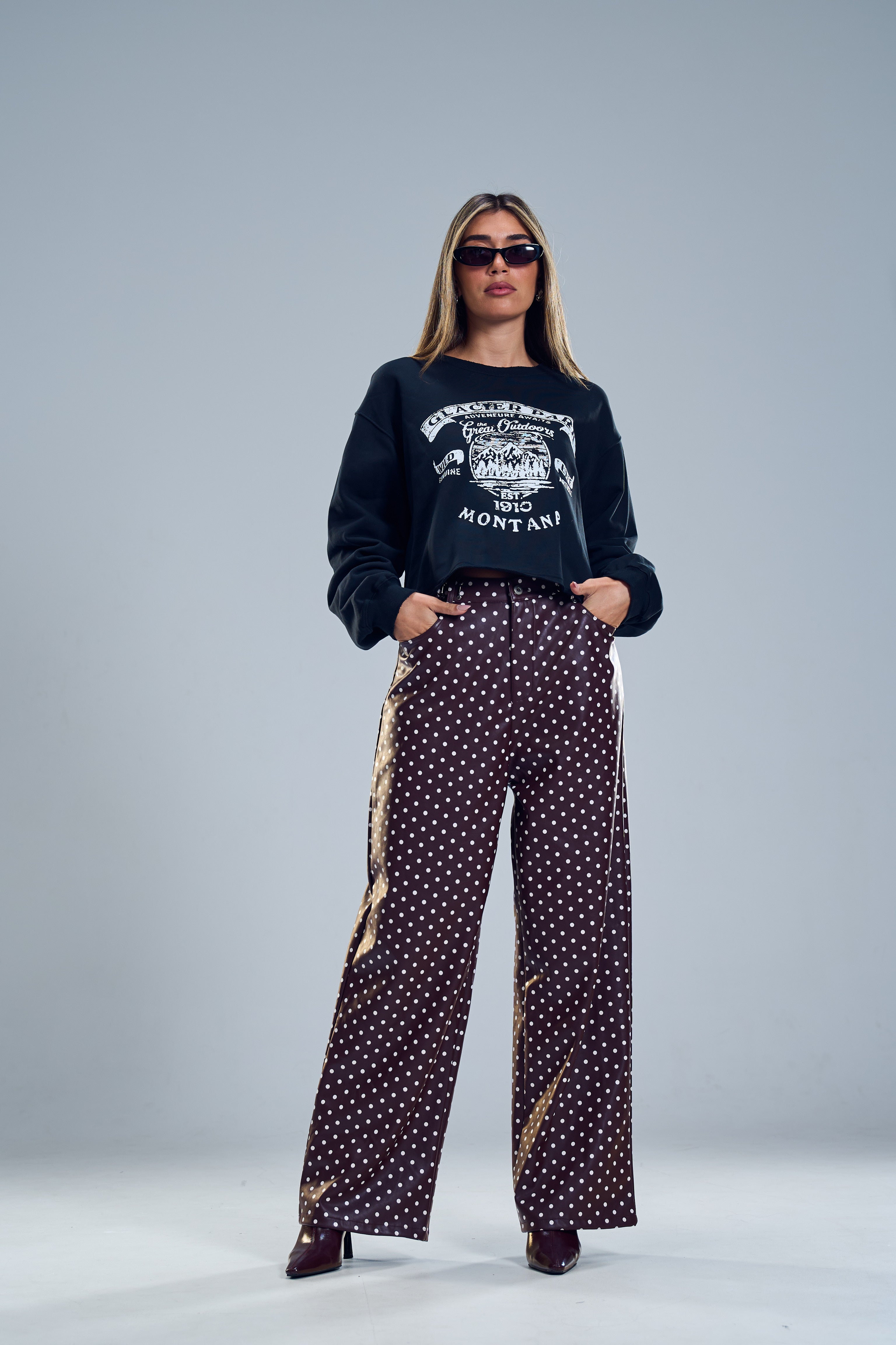 מכנס דמוי עור מיי חום