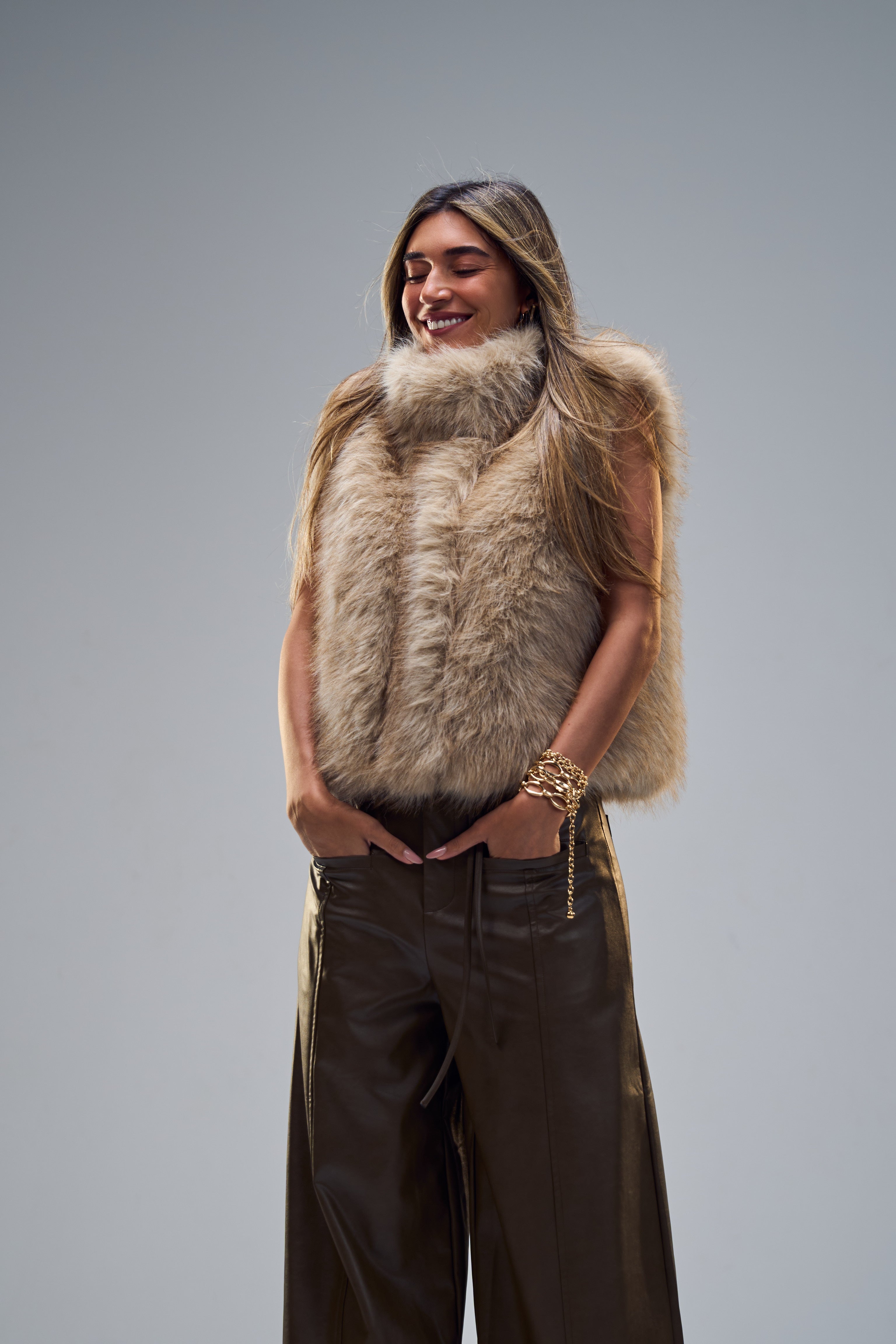 וסט לואיזה דבש