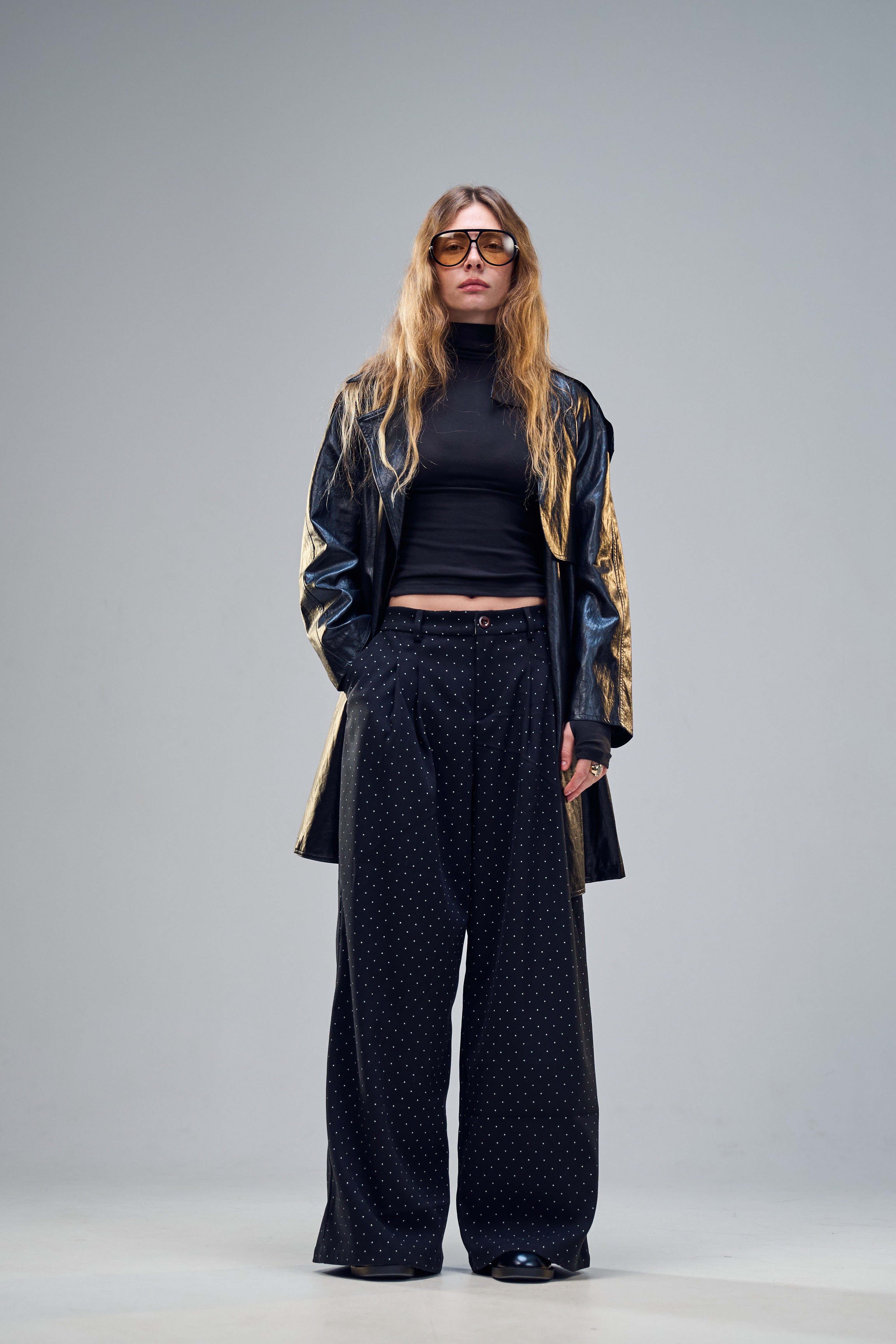 מכנס עפרי שחור