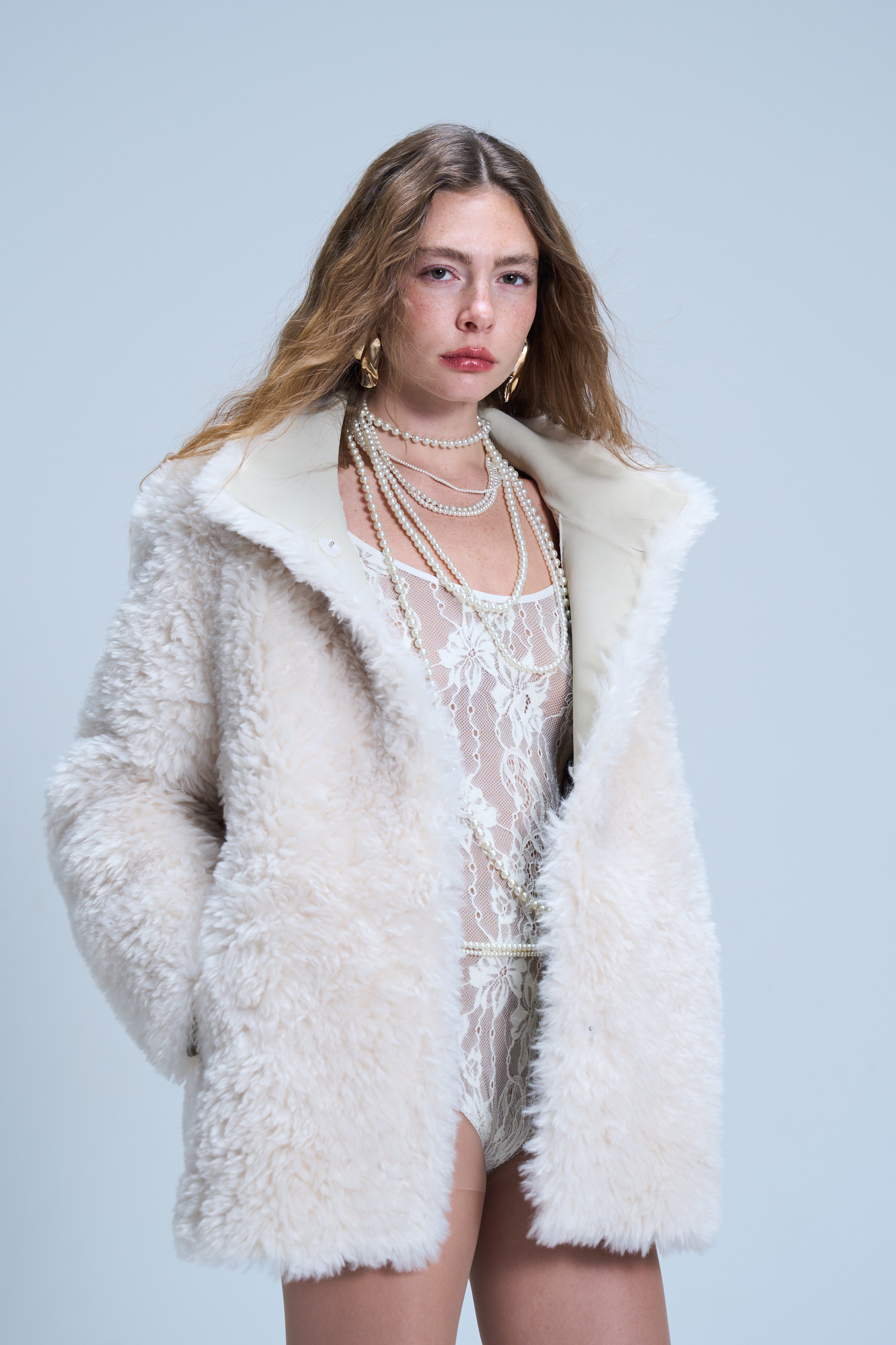 מעיל לביא שמנת