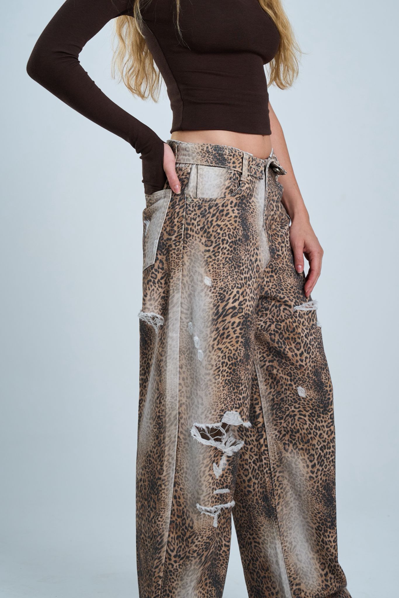 מכנס ג׳ינס בנו