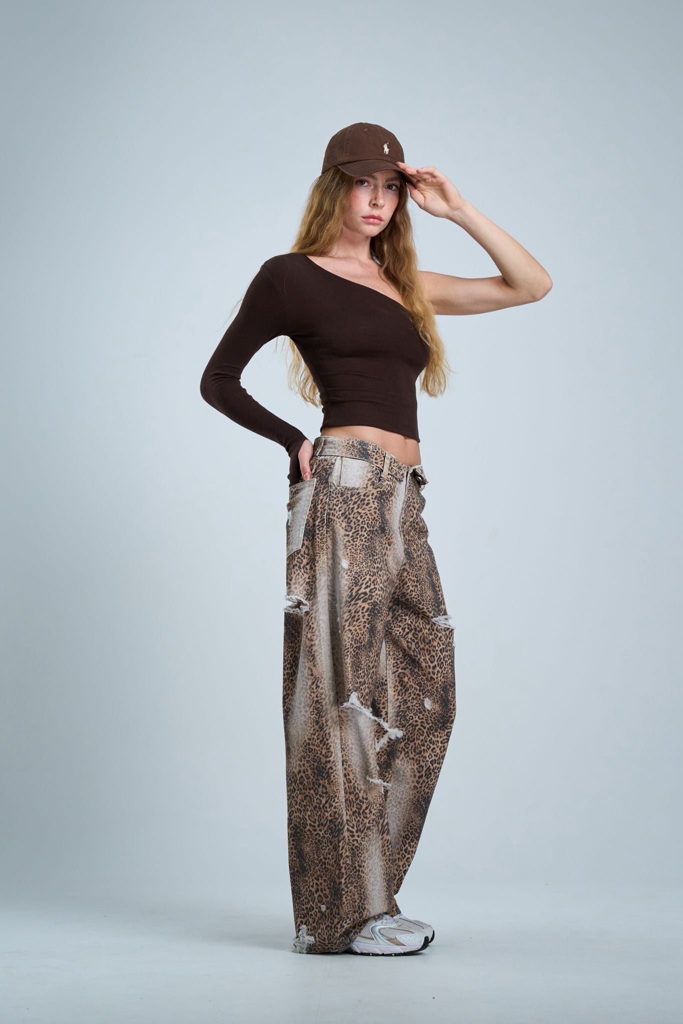 מכנס ג׳ינס בנו